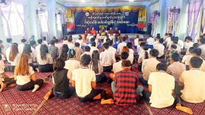 ဝါဆိုသင်္ကန်းဆက်ကပ်လှူဒါန်းပွဲ အခမ်းအနား